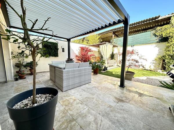 A VISITER SUR ENTRAIGUES SUR LA SORGUE, EN CAMPAGNE MAGNIFIQUE MAISON A ETAGE DE 81 M² SUR TERRAIN DE 216 M²