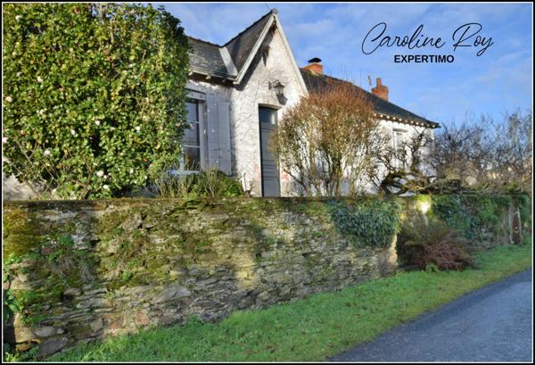 Saint-Fiacre-sur-Maine (44690) SAINT-FIACRE-SUR-MAINE Maison de charme 3 ch, garage-atelier de 65 m² et jardin d'environ 930 m²