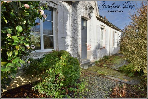 Saint-Fiacre-sur-Maine (44690) SAINT-FIACRE-SUR-MAINE Maison de charme 3 ch, garage-atelier de 65 m² et jardin d'environ 930 m²