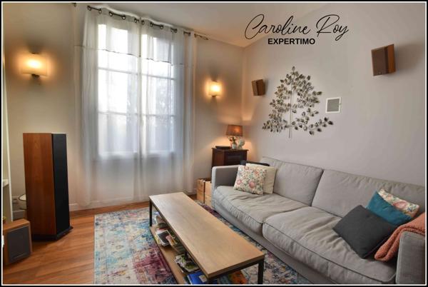 Saint-Fiacre-sur-Maine (44690) SAINT-FIACRE-SUR-MAINE Maison de charme 3 ch, garage-atelier de 65 m² et jardin d'environ 930 m²