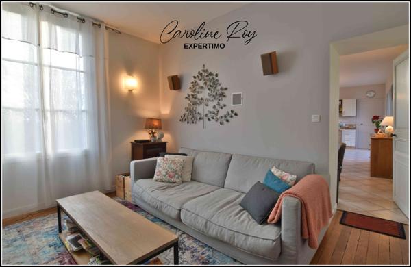 Saint-Fiacre-sur-Maine (44690) SAINT-FIACRE-SUR-MAINE Maison de charme 3 ch, garage-atelier de 65 m² et jardin d'environ 930 m²