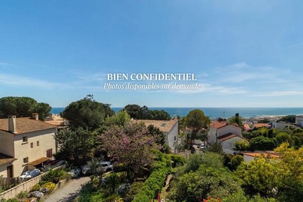 Maison avec studio indépendant, face à la mer