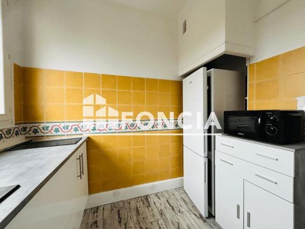 Location Appartement 2 pièces 39.77 m² - ALLEE DOCTEUR HENRI RAOULX Toulon 83000