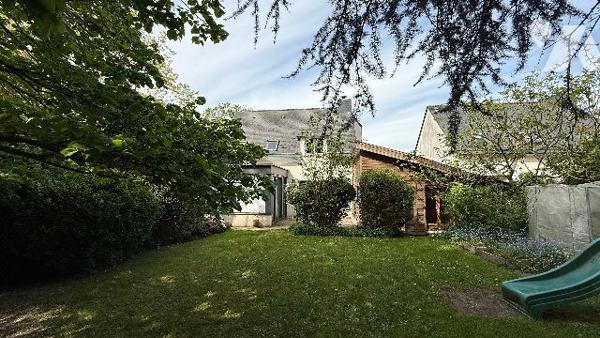 Maison Betton 175 m2 habitables proche commerces