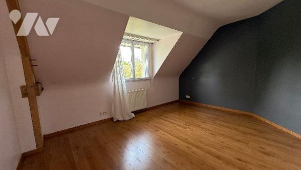 Maison Betton 175 m2 habitables proche commerces