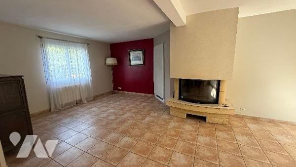 Maison Betton 175 m2 habitables proche commerces