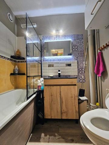 La pépite de la Résidence Pescamou !! Studio rénové à vendre