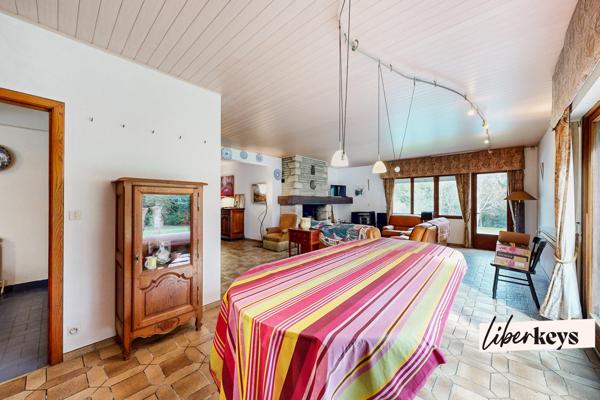 Maison familiale de 260m² avec dépendance et piscine