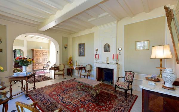 Maison à vendre    12 pièces • 425 m2 Angliers