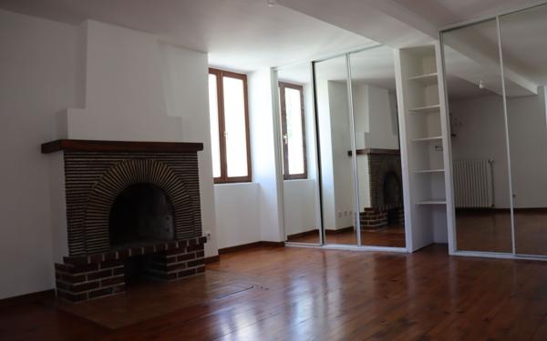 Maison à vendre    4 pièces •  Venoy