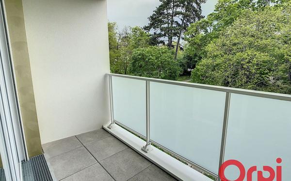 Appartement à louer    2 pièces •  Châtenay-Malabry