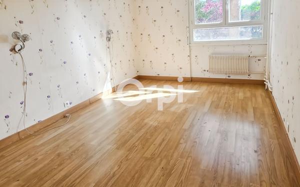 Appartement à vendre    4 pièces • 80 m2 Survilliers