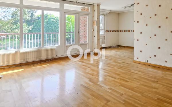 Appartement à vendre    4 pièces • 80 m2 Survilliers