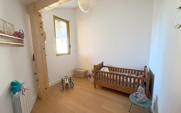 Maison à vendre    5 pièces • 144 710 m2 Grilly