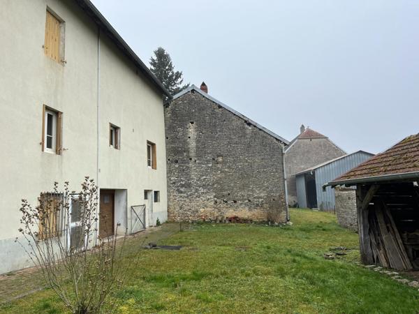 Maison familiale, 4ch, 155 m² avec dépendances, grand terrain