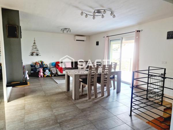 Maison d'environ 109 m² avec vue panoramique