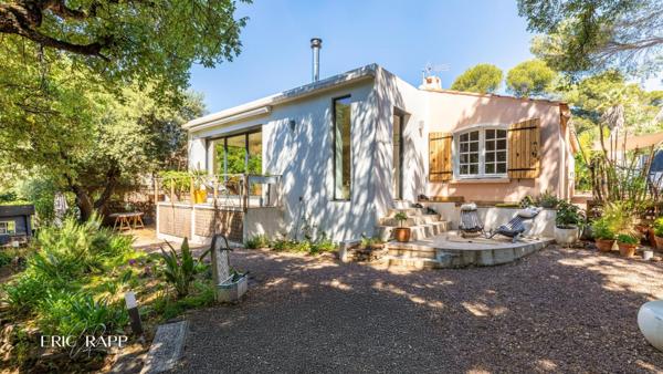 Villa de plain pied - au calme