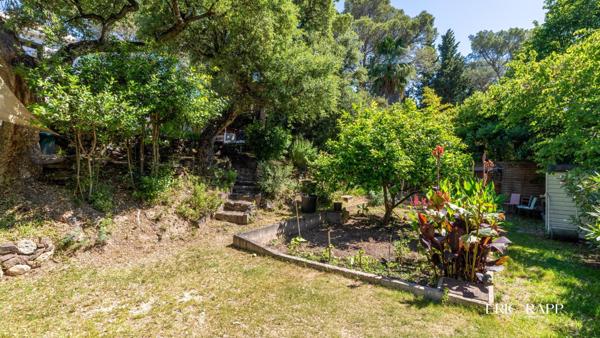 Villa de plain pied - au calme