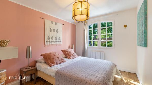 Villa de plain pied - au calme