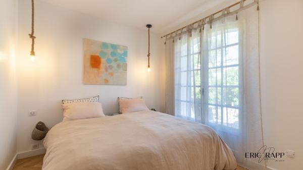 Villa de plain pied - au calme