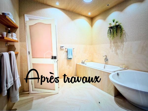 Bienvenue dans le Gers.

Venez découvrir cette belle maison de village du 19 ème siècle d'une surface totale de 250m2 dont 115,5 m2 de surface chauffée.

Le rez-de-chaussée vous propose un commerce d'une belle surface de 45m2 avec un bureau et une cuisine d'été à rafraîchir.

Le premier étage dispose d'une terrasse ainsi qu'une grande pièce au fort potentiel qui vous permettra de créer soit un salon ou une  suite parentale.
Une salle à manger et une chambre complètent cette étage.

Le deuxième et dernier étage propose une pièce pouvant être aménagée en dressing ou chambre, vous disposerez d'une salle de bain à rafraîchir ainsi qu'une grande chambre avec balcon offrant une belle vue.

Un grand garage de plus de 30 m2 s'ajoute à cette ensemble.

Le potentiel révélé ne vous laissera pas insensible, des travaux sont à prévoir qui vous permettront de retrouver tout le charme d'antan.

La toiture est en bon état, l'électricité a été entièrement refaite.

Opportunité à saisir !!!

je suis à votre entière disposition pour plus de renseignements pour cette opportunité se trouvant dans un village qui offre divers commerces et aussi un pôle médical.

A 30 minutes de TARBES, 12 minutes de MIRANDE et 30 minutes de AUCH.