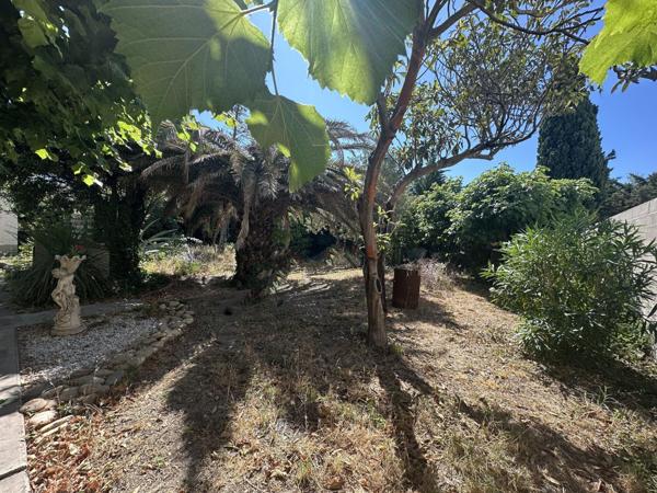 Sur Le PONTET (84), Quartier Calme Maison de 114 m² sur un terrain clos et arboré de 792  m²