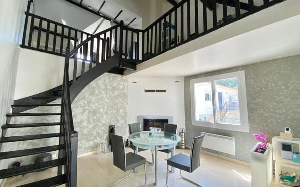 Maison à vendre    5 pièces • 146 m2 Villecresnes