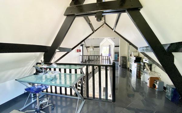 Maison à vendre    5 pièces • 146 m2 Villecresnes