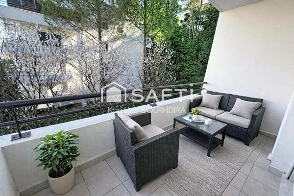 Hôpitaux-Facultés | F2 lumineux avec balcon et parking