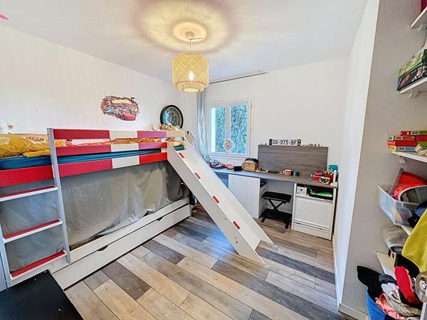 Grasse Vue dégagée, calme absolu Propriété de standing avec dépendance