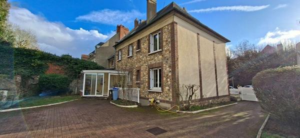 Maison de ville à vendre à Évreux dans l'Eure (27000), ref : M00126E
