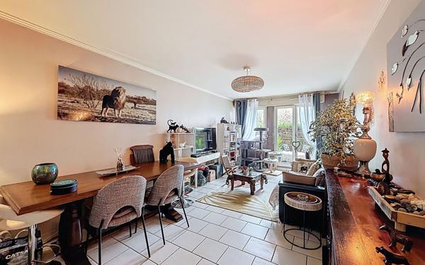 Appartement à vendre    3 pièces • 64,20 m2 Guyancourt