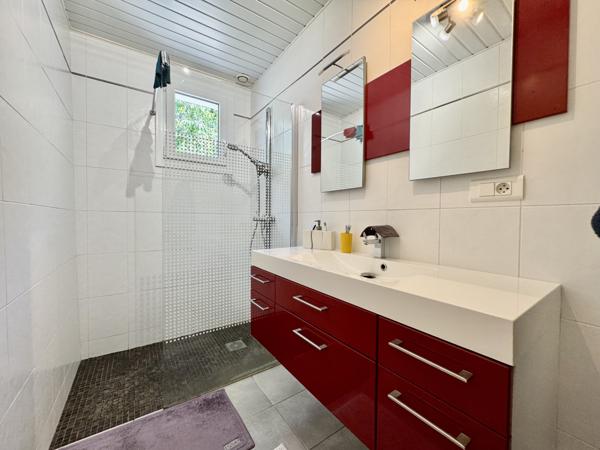 Le Girouard (85150) Maison 3 chambres de 137 m2 habitables sur 5520 m2 de terrain