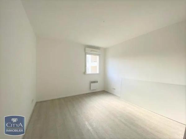 Appartement à louer 2 pièces 48.09m² Flers (61100)