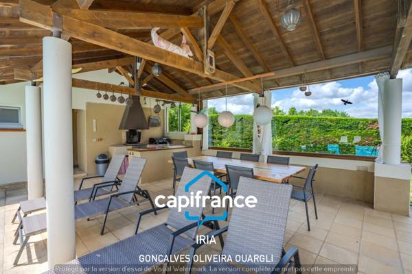 Dpt Lot et Garonne (47), à vendre VILLENEUVE SUR LOT propriété T10