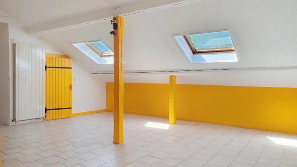 Maison mitoyenne de 170 m2 sur terrain de 5 ares