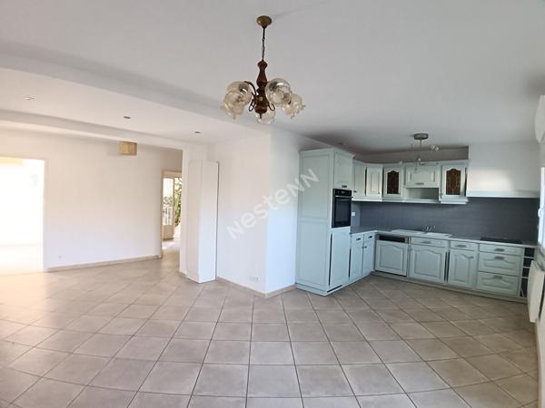 T3 de 59m² en rez de jardin, traversant ouvrant sur 2 jardins