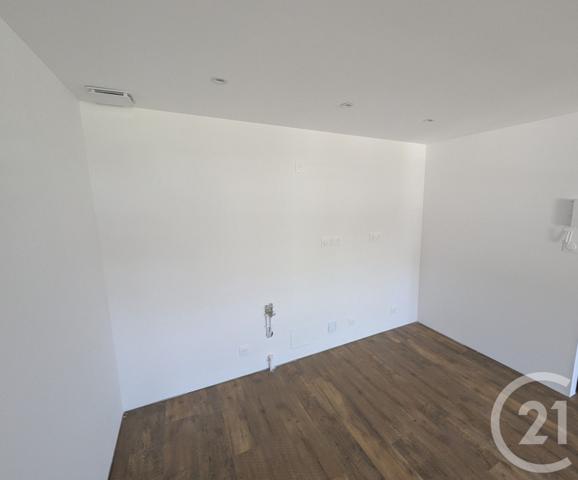 Immeuble à vendre  64,99 m2 DINAN - 22