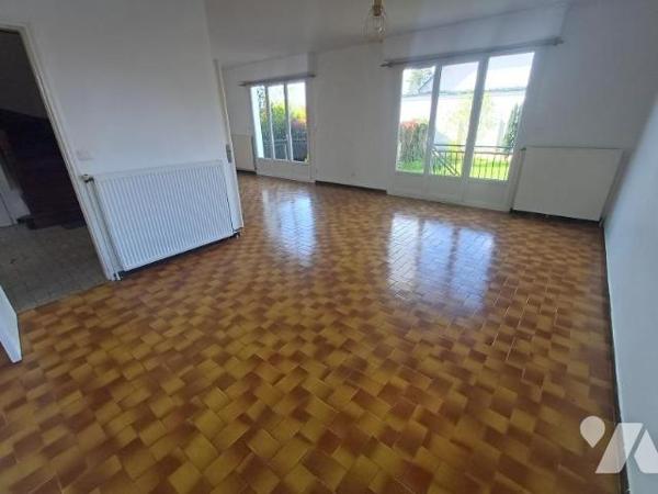 RIVERY : Beau pavillon lumineux sur sous-sol complet de 123 m², sur parcelle de 524 m²