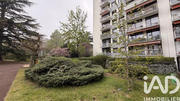 Appartement à vendre 5 pièces 100 m² Courbevoie