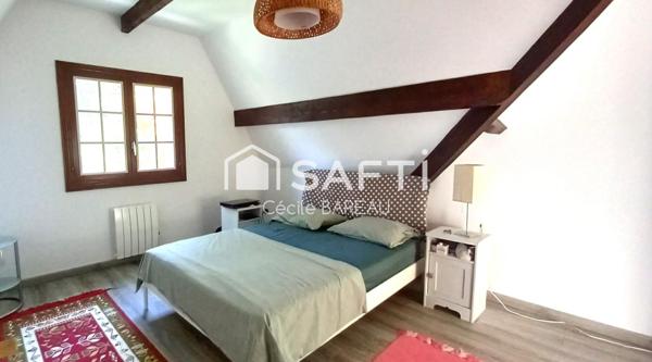 Maison de charme 7 pièces sur sous-sol total