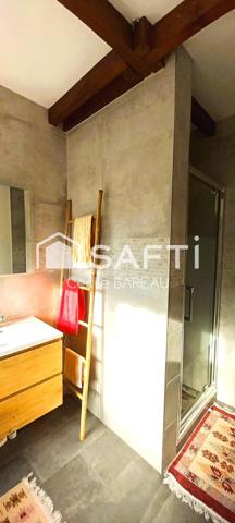 Maison de charme 7 pièces sur sous-sol total