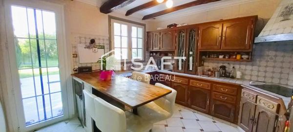 Maison de charme 7 pièces sur sous-sol total