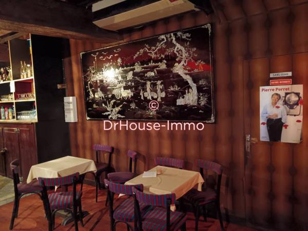 Immeuble à vendre 7 pièces de 700 m²