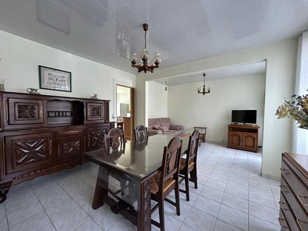 Maison à Rénover - Bourg Dynamique à 15 min de Reims