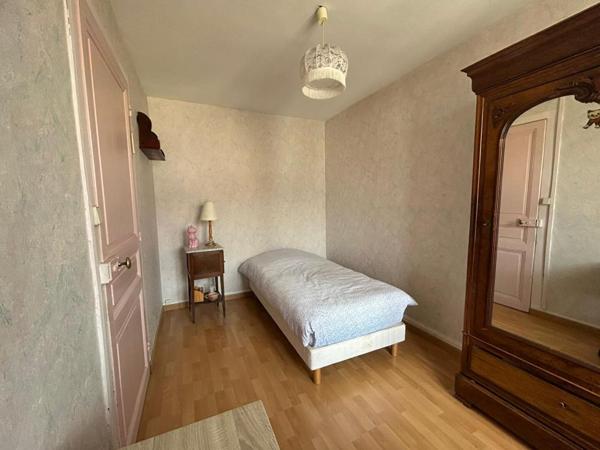 Maison à Rénover - Bourg Dynamique à 15 min de Reims