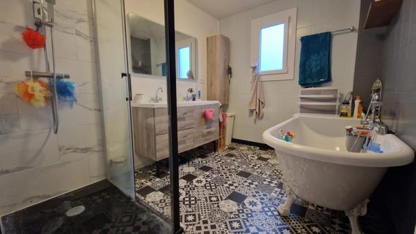 Belle maison moderne clé en main à proximité d’Écommoy