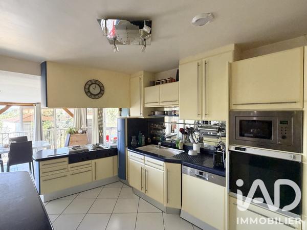 Maison à vendre 8 pièces 232 m² Figeac