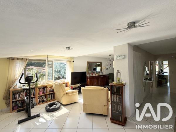 Maison à vendre 8 pièces 232 m² Figeac
