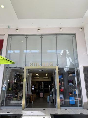 Vente                                                      Fonds de commerce
                        
                                         70 m2                     à Étrembières
